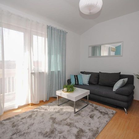 פודסטראנה Apartment Tina מראה חיצוני תמונה