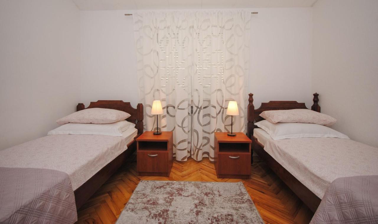 פודסטראנה Apartment Tina מראה חיצוני תמונה