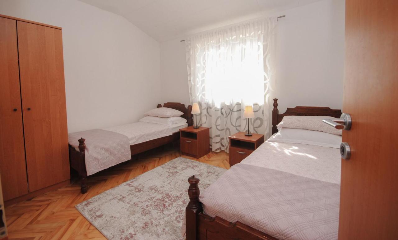 פודסטראנה Apartment Tina מראה חיצוני תמונה